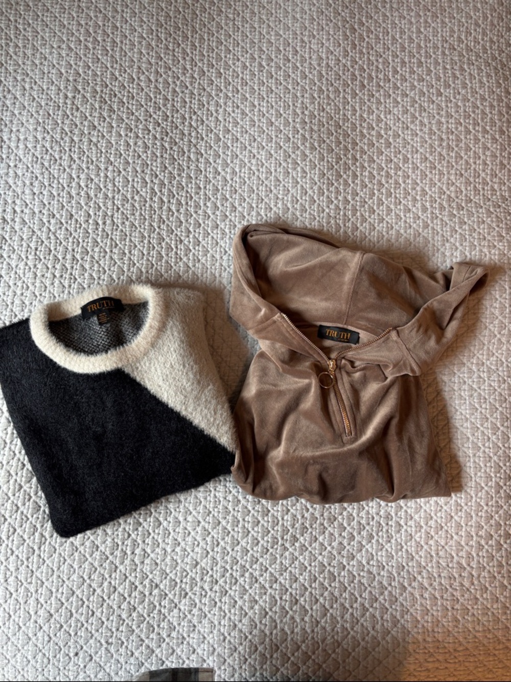 TRUTH Black & Cream Colorblock Crewneck with Taupe Hooded Pullover Set